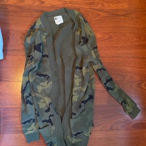 Camp cardigan